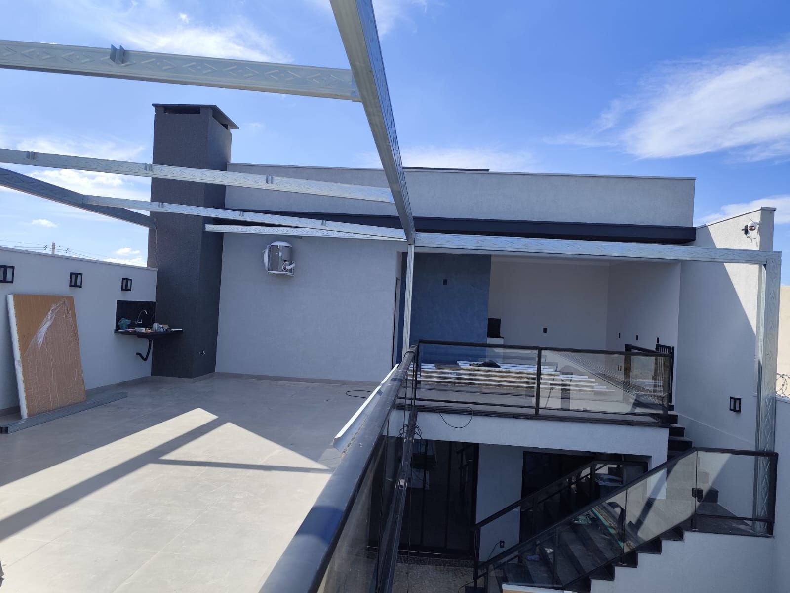 Terraço com Estrutura Galvanizada