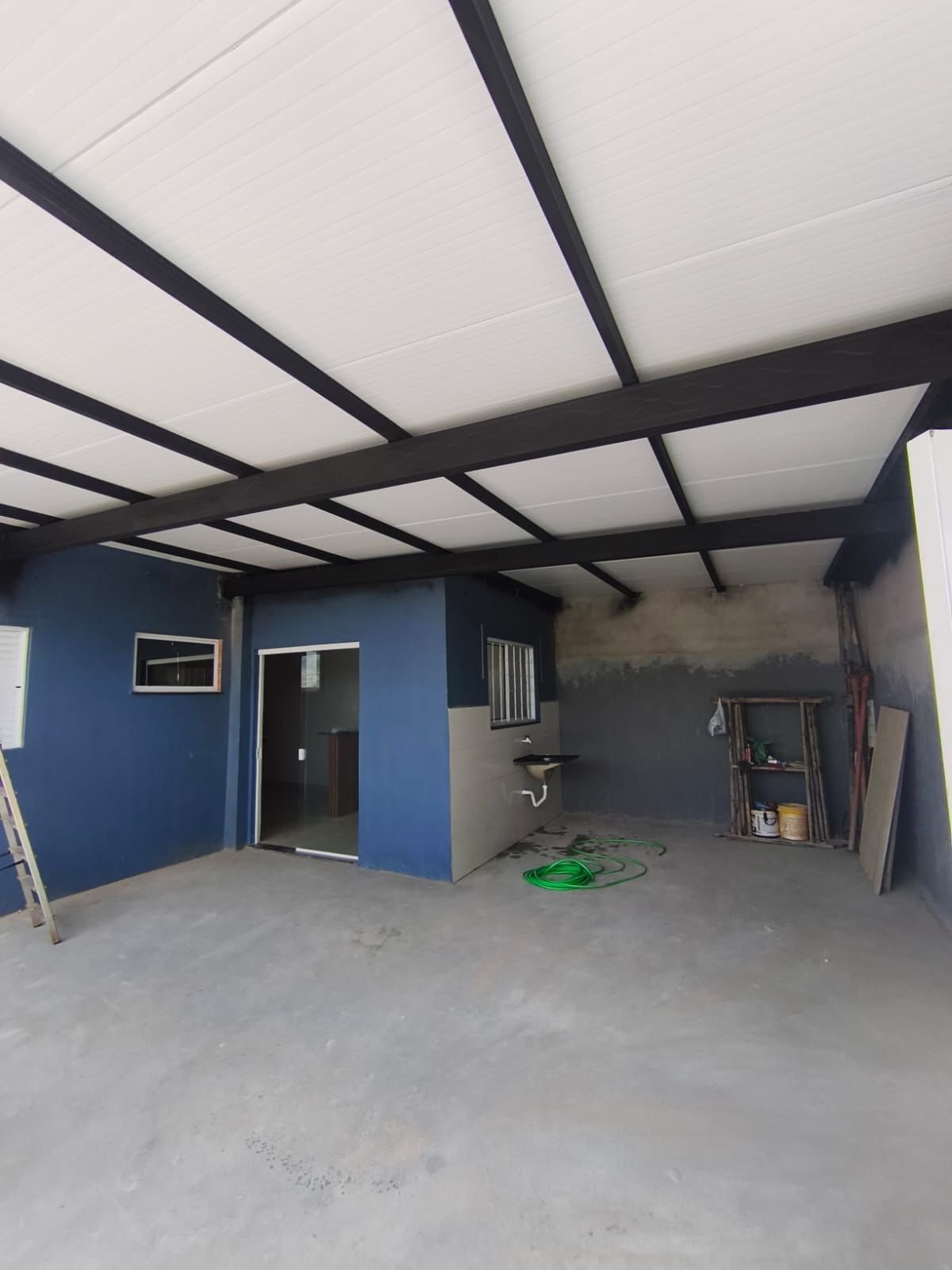 Esturuta Metálica Galvanizada com Telha Térmica